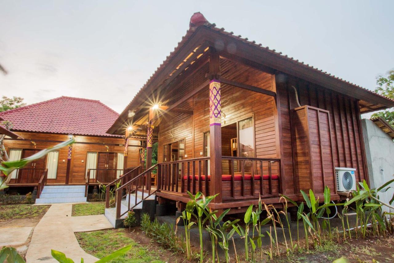 Uma Hostel Lembongan Ngoại thất bức ảnh