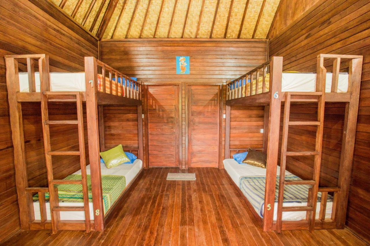 Uma Hostel Lembongan Ngoại thất bức ảnh